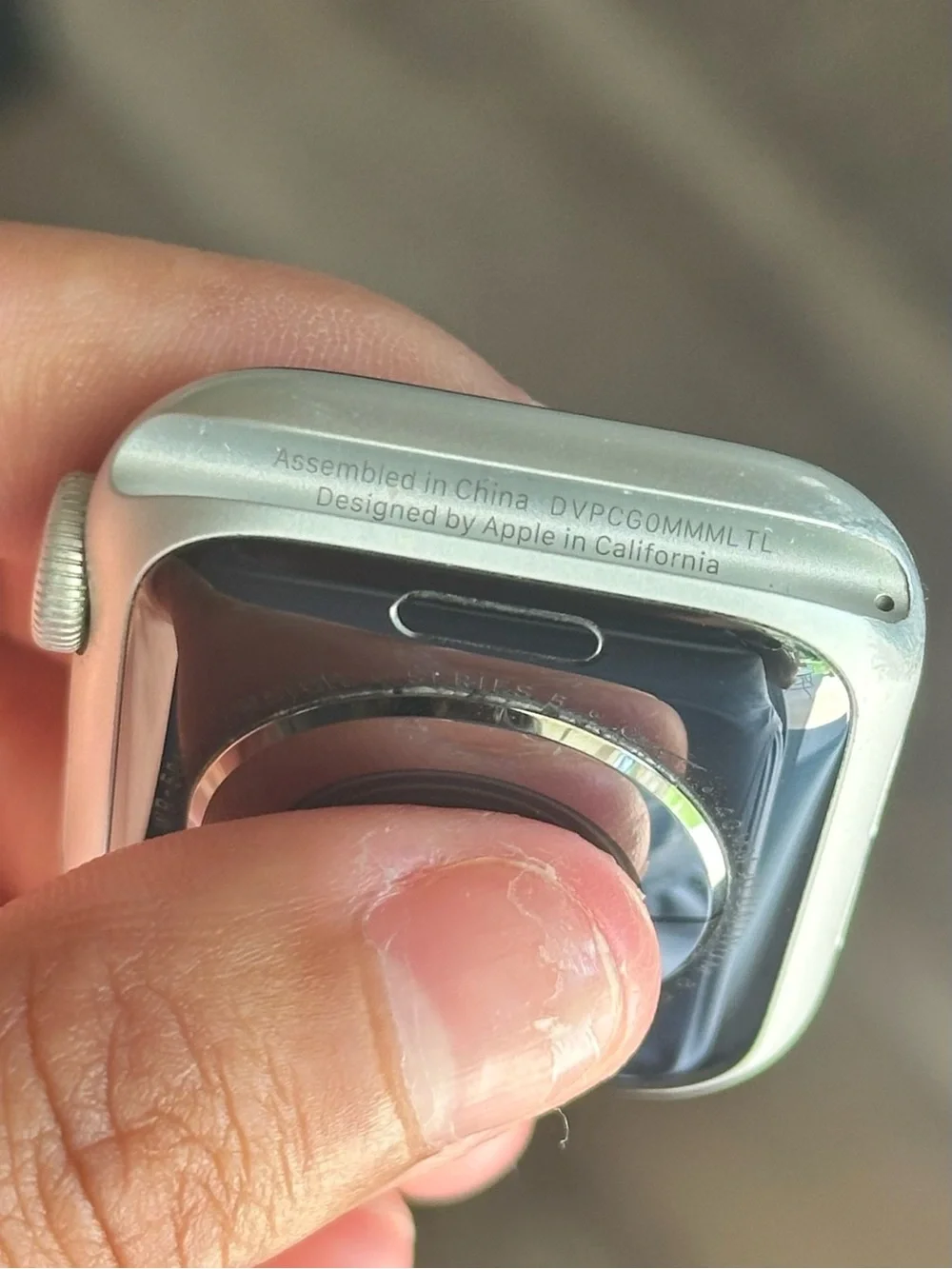 Apple Watch (White) with White Sport Band and USB Magnetic Charger
